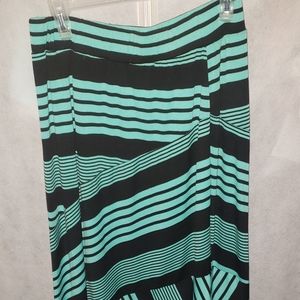Long black and teal maxi skirt Cato brand size M